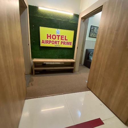 Hotel Airport Prime -Near Mumbai International Airport Andheri East Exteriör bild