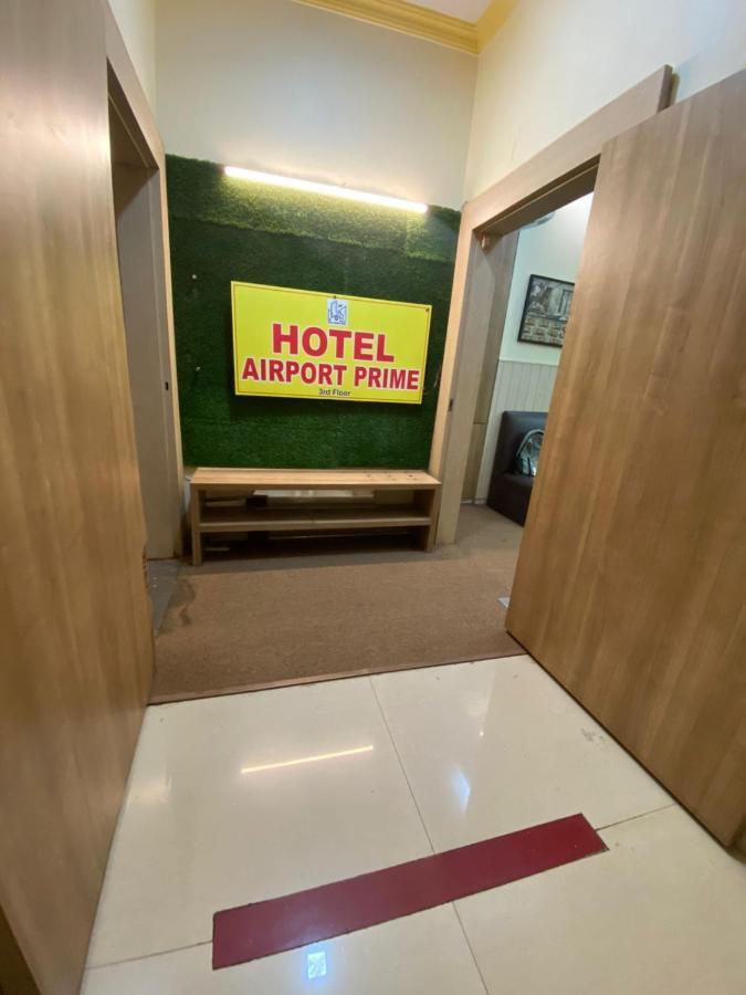 Hotel Airport Prime -Near Mumbai International Airport Andheri East Exteriör bild
