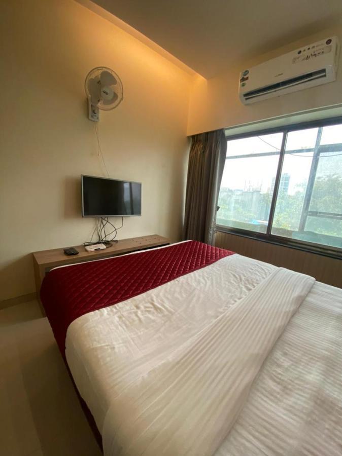 Hotel Airport Prime -Near Mumbai International Airport Andheri East Exteriör bild