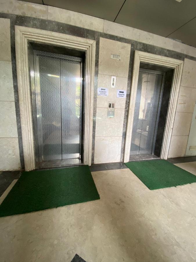 Hotel Airport Prime -Near Mumbai International Airport Andheri East Exteriör bild